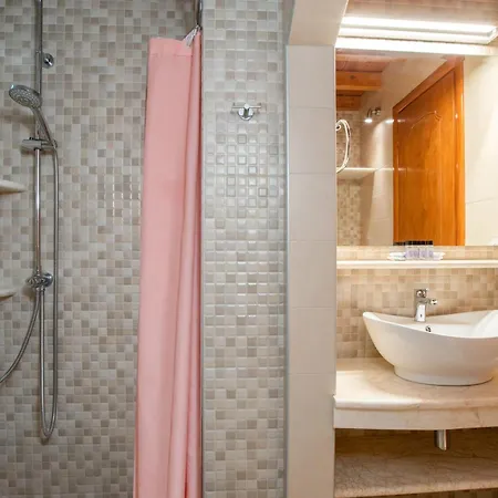 Apartamento New Bic Economy 3-4 Adults First Floor *